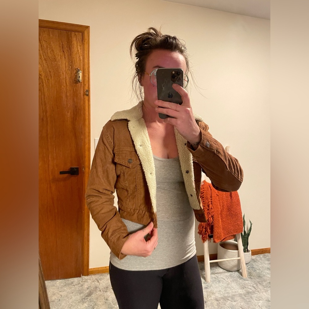 Cropped Brown Corduroy Sherpa-lined Jacket by Levi’s